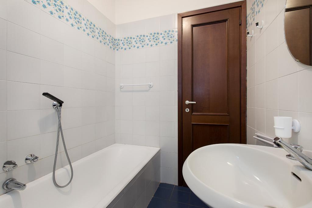 Ca' Del Bosco Apartment Stresa Exterior photo